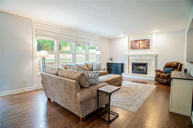22402 W 45th Street, Shawnee, KS 66226