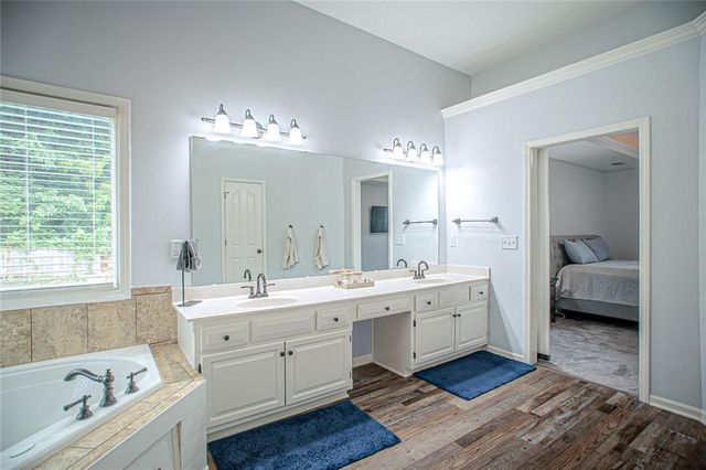 22402 W 45th Street, Shawnee, KS 66226