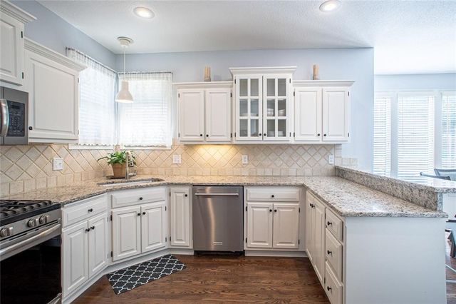 22402 W 45th Street, Shawnee, KS 66226