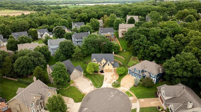 22402 W 45th Street, Shawnee, KS 66226