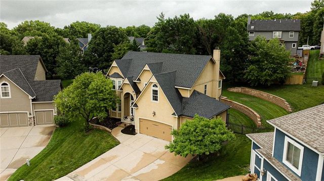 22402 W 45th Street, Shawnee, KS 66226