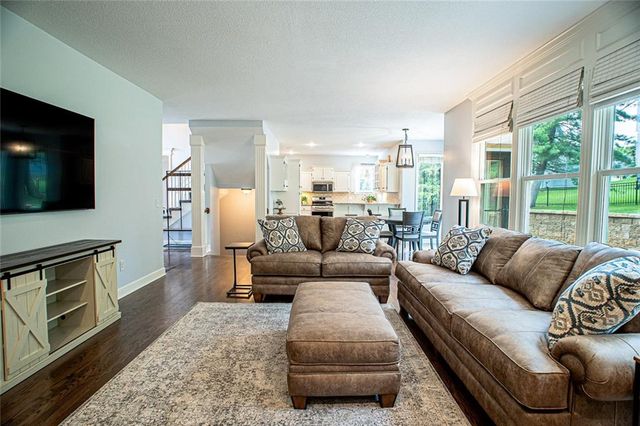 22402 W 45th Street, Shawnee, KS 66226