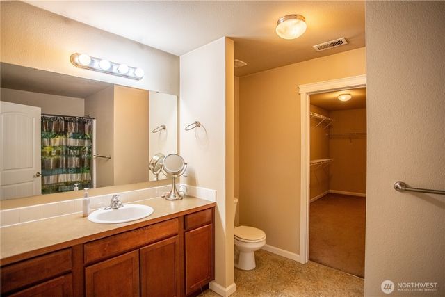 9825 198th Street E, Graham, WA 98338