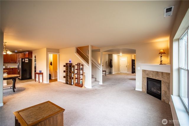 9825 198th Street E, Graham, WA 98338