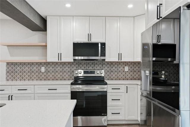 707 ABERDEEN CIRCLE, Tampa, FL 33617
