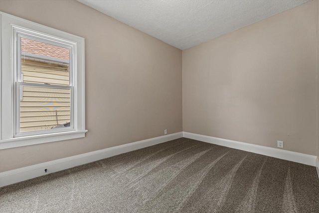 2612 S 20th STREET, Milwaukee, WI 53215