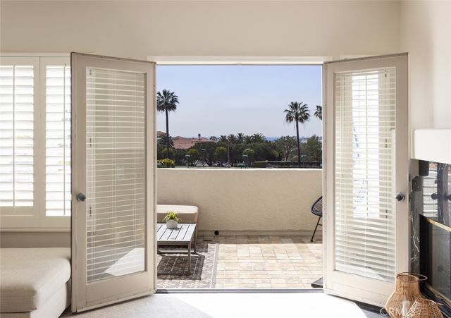 25 Centre Court 90, Dana Point, CA 92629