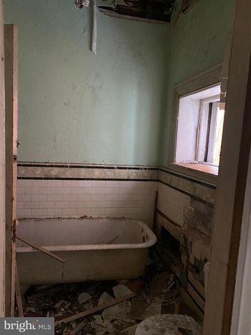 3221 N 15TH ST, Philadelphia, PA 19140