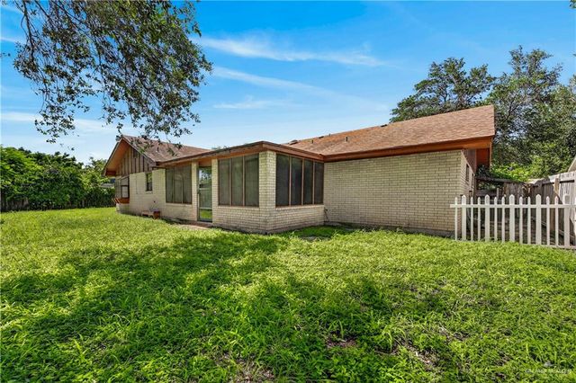 501 Larkspur Avenue, Mcallen, TX 78501