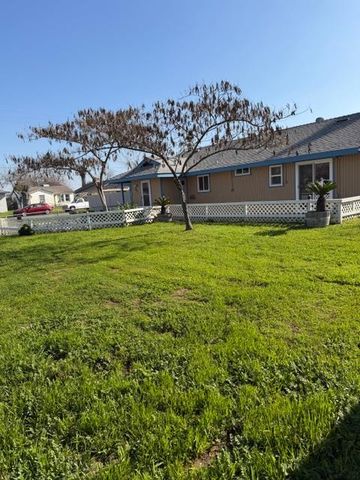 201 N Monterey, Chowchilla, CA 93610