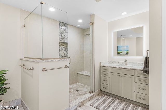 4192 Bay Beach LN 875, Fort Myers Beach, FL 33931