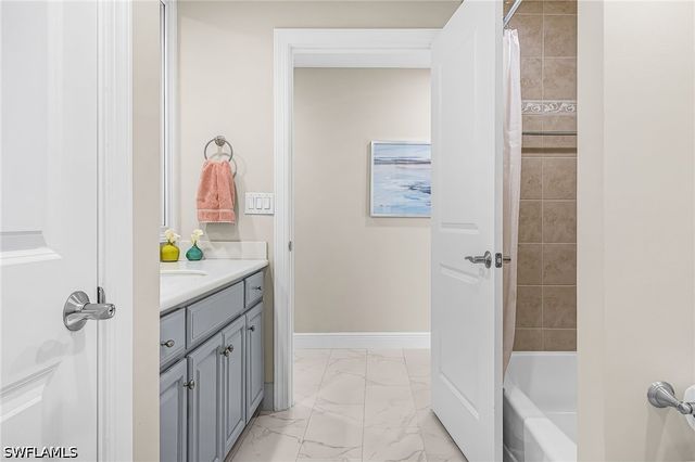 4192 Bay Beach LN 875, Fort Myers Beach, FL 33931