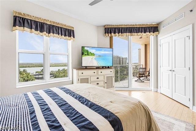 4192 Bay Beach LN 875, Fort Myers Beach, FL 33931