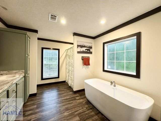 176 Covey Way, Jesup, GA 31546