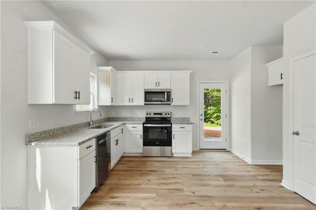 1621 Oneka Avenue, High Point, NC 27260