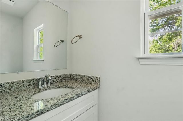 1621 Oneka Avenue, High Point, NC 27260