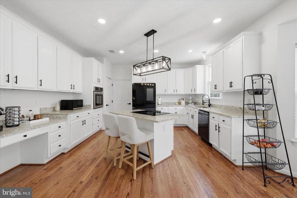 Image 13 of property listing at 4111 STEEDS GRANT WAY, Fort Washington, MD 20744