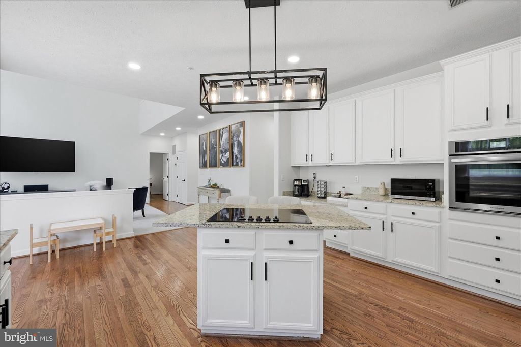 Image 15 of property listing at 4111 STEEDS GRANT WAY, Fort Washington, MD 20744