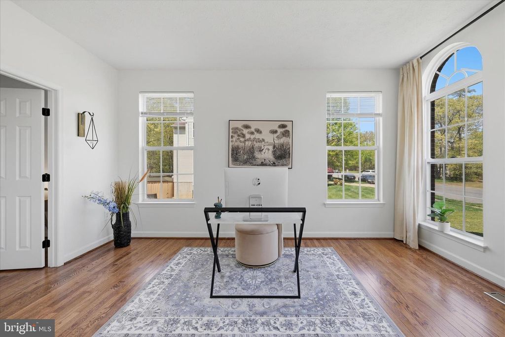 Image 21 of property listing at 4111 STEEDS GRANT WAY, Fort Washington, MD 20744