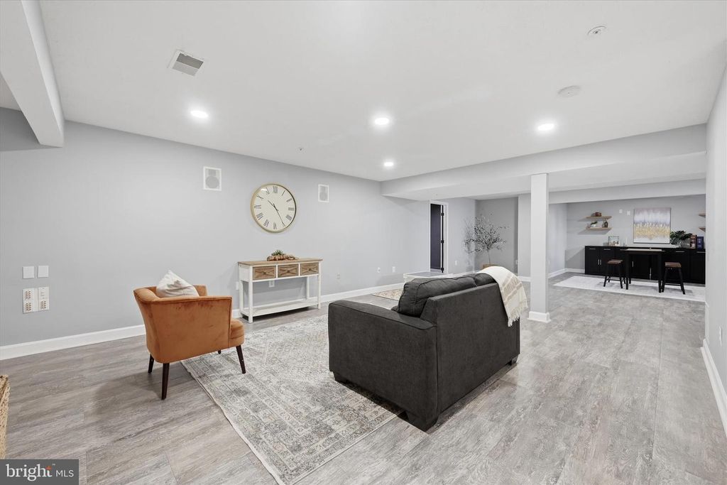 Image 50 of property listing at 4111 STEEDS GRANT WAY, Fort Washington, MD 20744