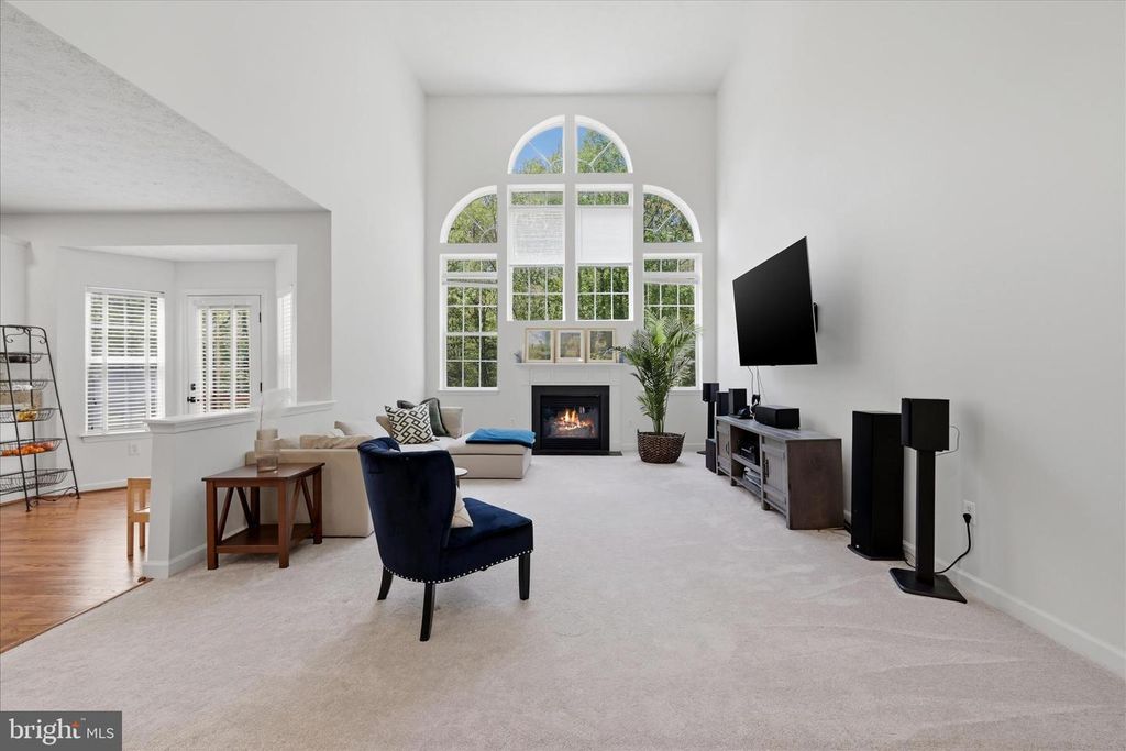 Image 9 of property listing at 4111 STEEDS GRANT WAY, Fort Washington, MD 20744