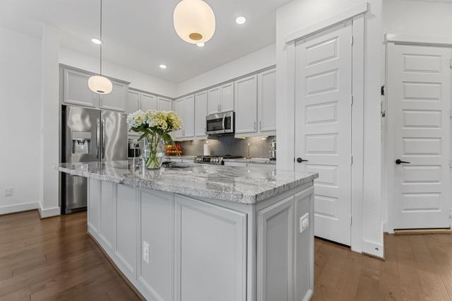 10930 Brambling Wood Drive, Houston, TX 77043