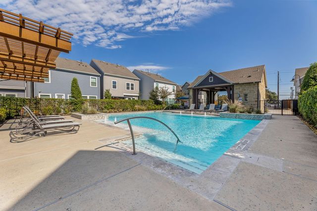 10930 Brambling Wood Drive, Houston, TX 77043