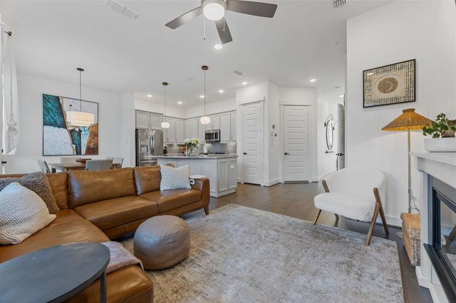 10930 Brambling Wood Drive, Houston, TX 77043