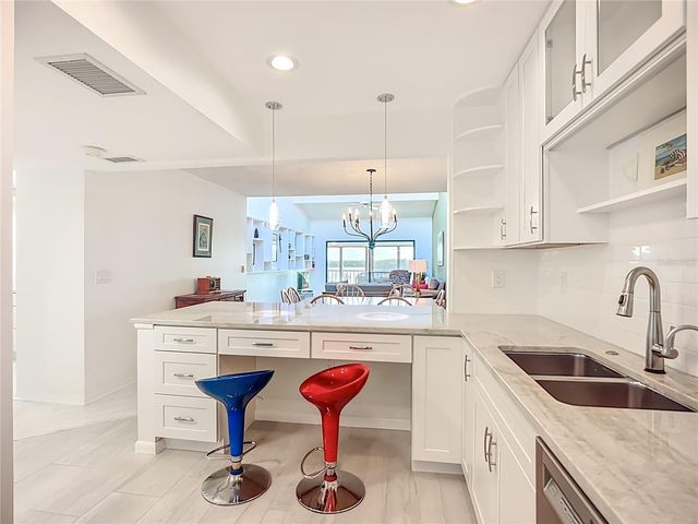 1510 PELICAN POINT DRIVE BA269, Sarasota, FL 34231