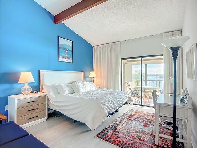 1510 PELICAN POINT DRIVE BA269, Sarasota, FL 34231