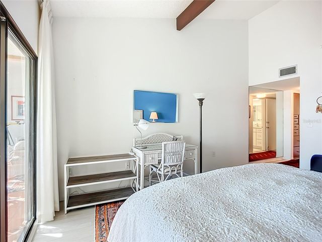 1510 PELICAN POINT DRIVE BA269, Sarasota, FL 34231