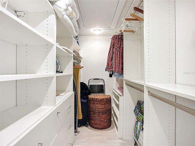 1510 PELICAN POINT DRIVE BA269, Sarasota, FL 34231