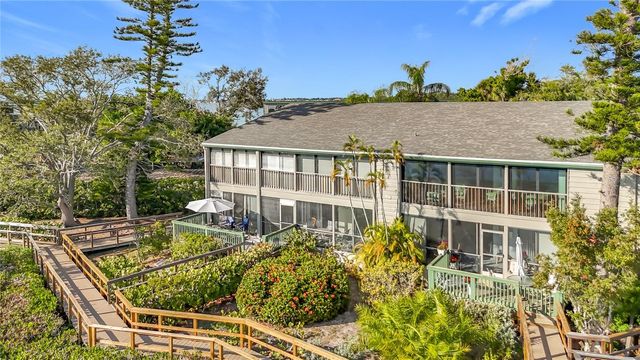 1510 PELICAN POINT DRIVE BA269, Sarasota, FL 34231