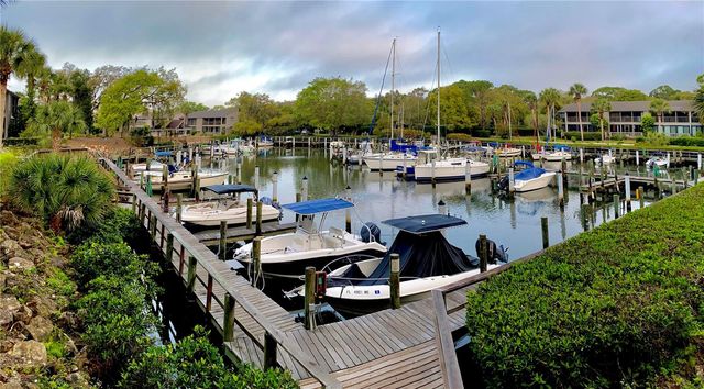 1510 PELICAN POINT DRIVE BA269, Sarasota, FL 34231