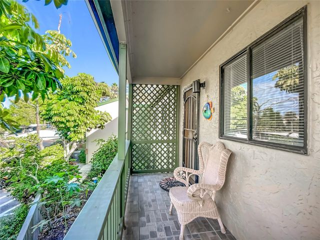 1510 PELICAN POINT DRIVE BA269, Sarasota, FL 34231