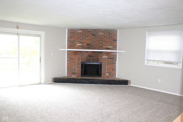 916 Waring Drive E, Indianapolis, IN 46229