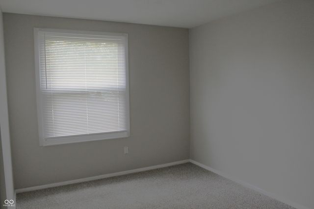 916 Waring Drive E, Indianapolis, IN 46229