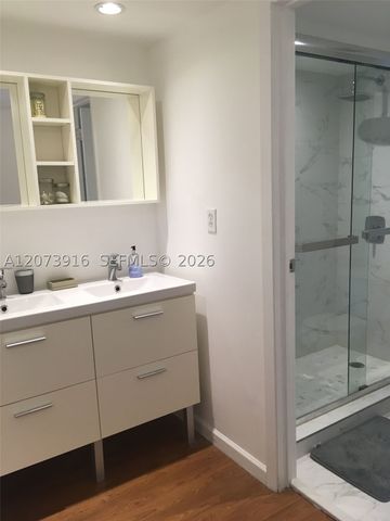 3475 N Country Club Dr 309, Aventura, FL 33180