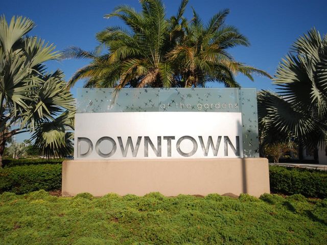 401 Riverside Drive, Palm Beach Gardens, FL 33410