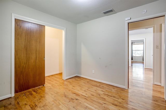 3929 Bryce Avenue, Fort Worth, TX 76107