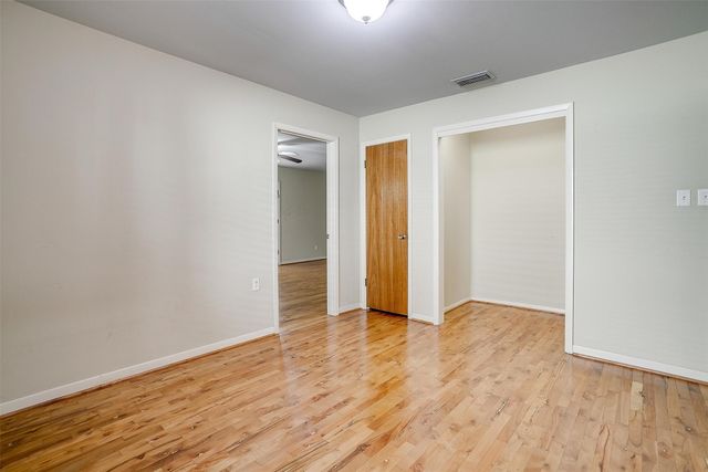 3929 Bryce Avenue, Fort Worth, TX 76107
