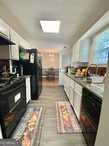 25 Scarlett Court, Covington, GA 30014