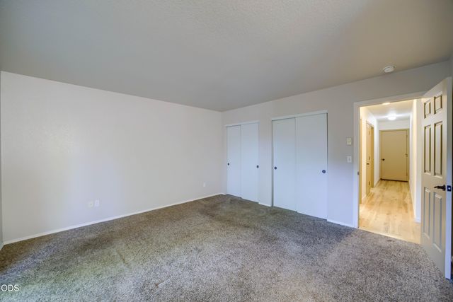 2120 NW Ivy Avenue, Redmond, OR 97756
