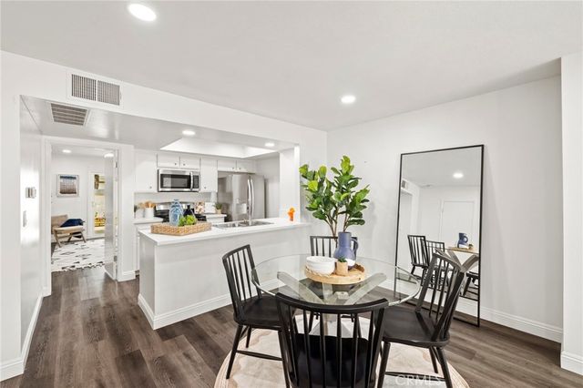 18683 Maplewood, Huntington Beach, CA 92646