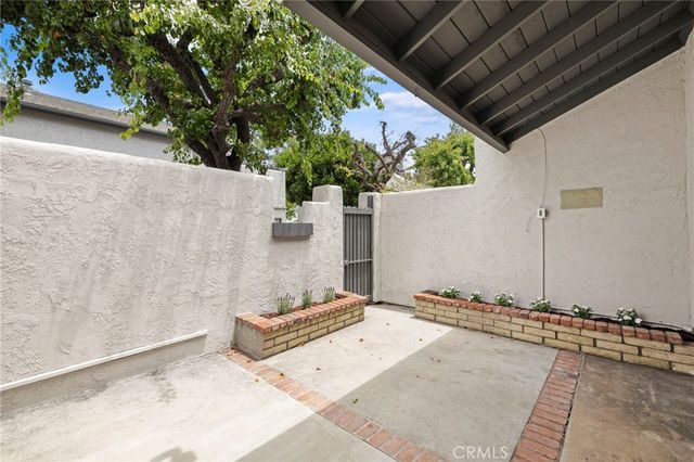 18683 Maplewood, Huntington Beach, CA 92646