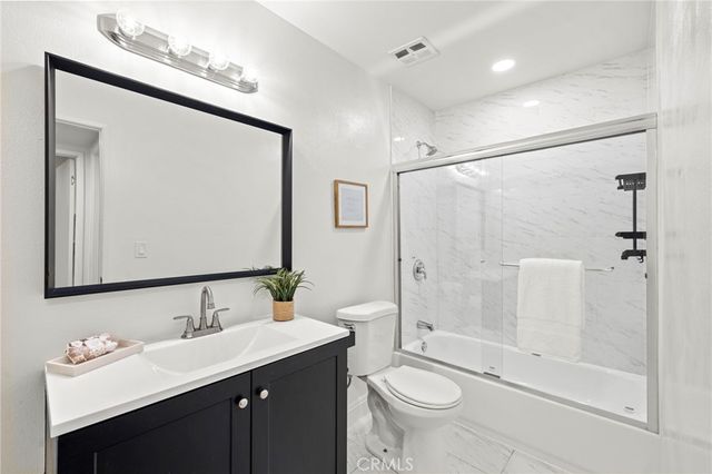 18683 Maplewood, Huntington Beach, CA 92646