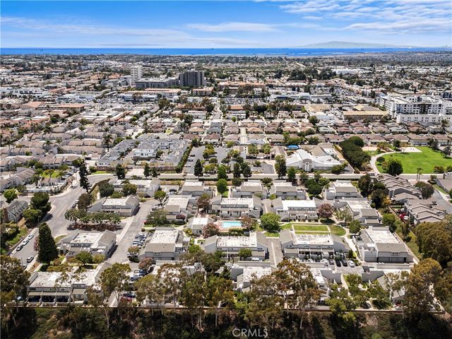18683 Maplewood, Huntington Beach, CA 92646