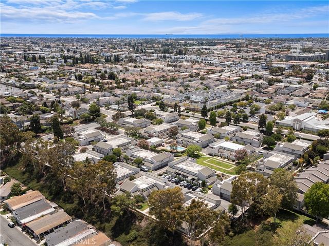 18683 Maplewood, Huntington Beach, CA 92646
