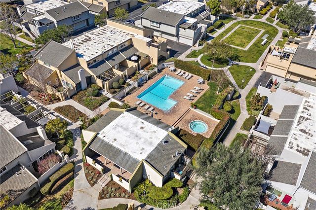 18683 Maplewood, Huntington Beach, CA 92646