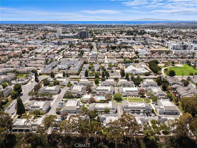 18683 Maplewood, Huntington Beach, CA 92646